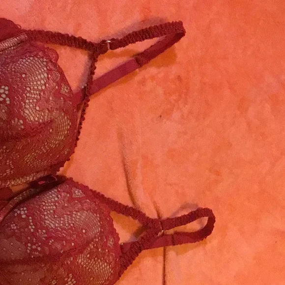 New Adore Me red 38C - Picture 5 of 7